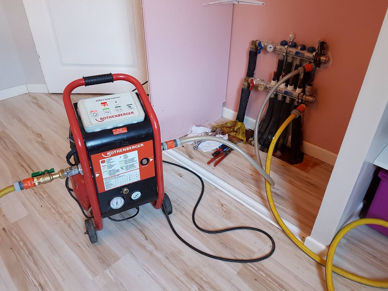 Akşemsettin Baxi Petek Temizliği